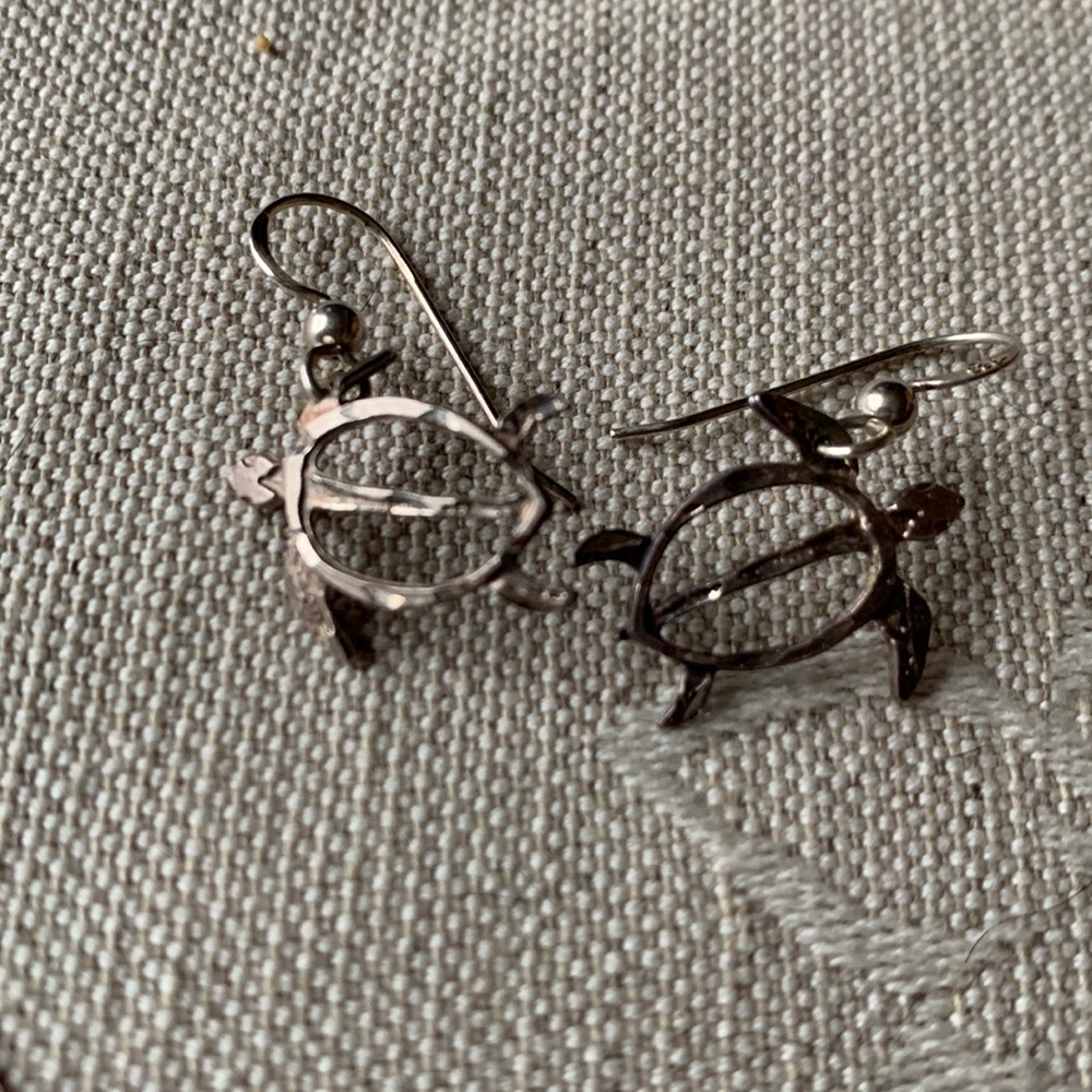 925 sterling silver turtle earrings